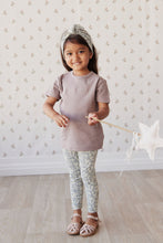 Load image into Gallery viewer, Greta Griffin Floral Leggings
