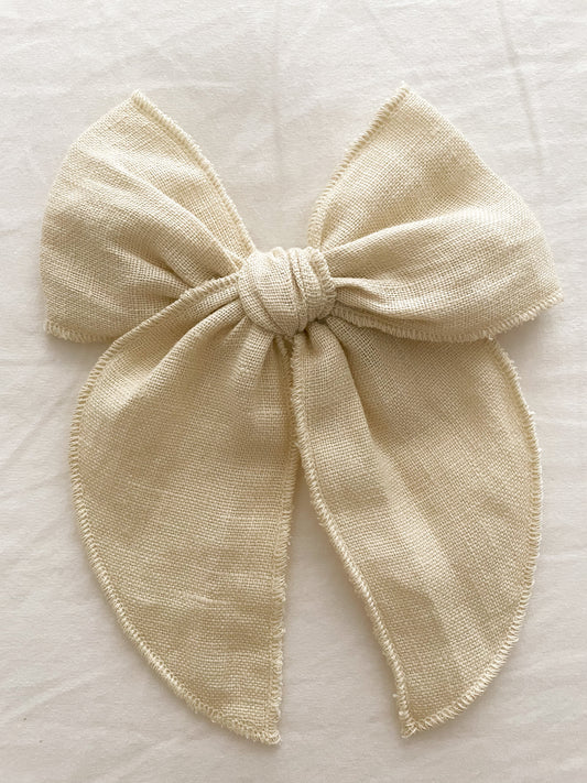 Fleur Buttermilk Bow