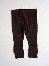 Load image into Gallery viewer, Chocolate Ribbed Leggings
