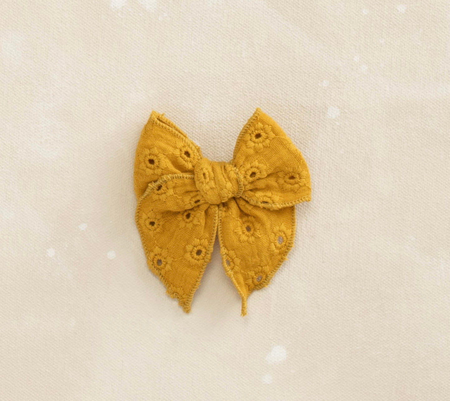 Mini Fleur Goldenrod Bow